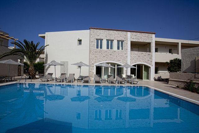 Maravel Star Art Hotel
