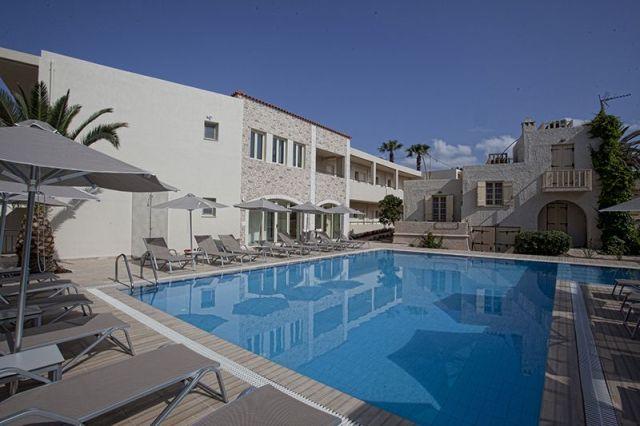 Maravel Star Art Hotel