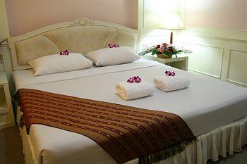 PJ Watergate Hotel