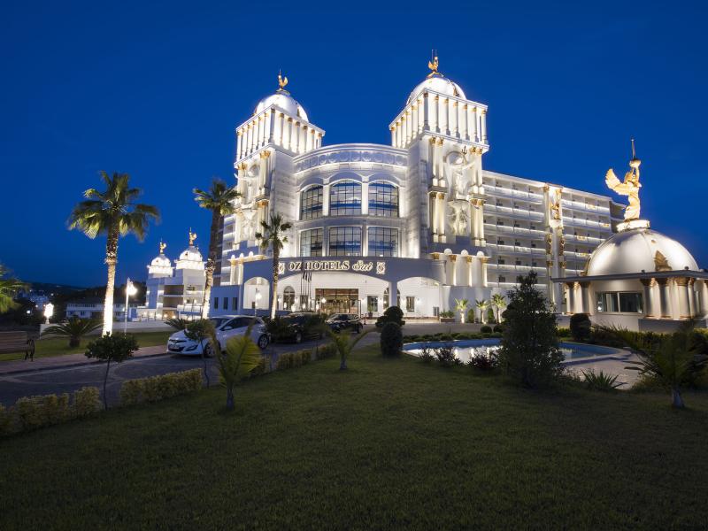 Oz Hotels Sui Resort