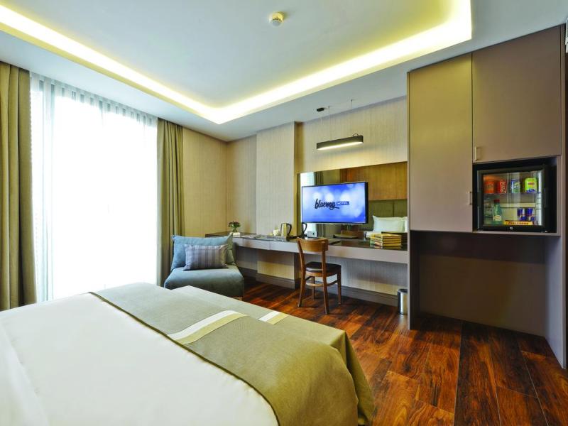 Blueway Hotel City