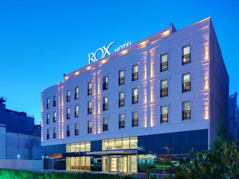 Rox Hotel Airport