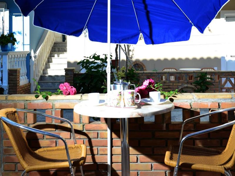 Asteri Studios & Appartments