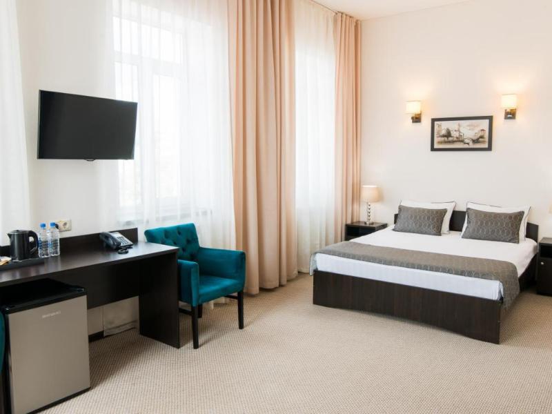 Максим Горький