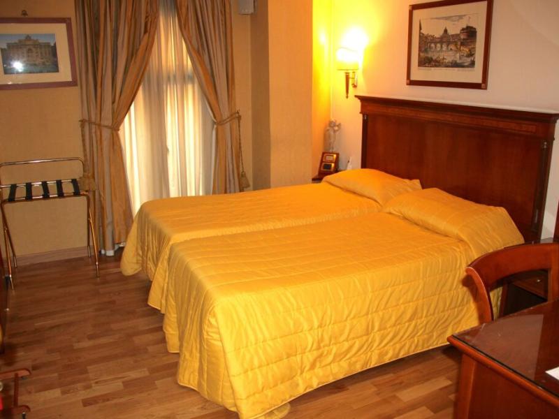 Hotel 2000 Roma