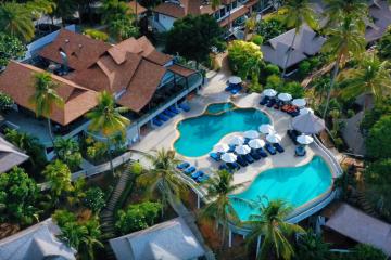 Отель Coral Cliff Beach Resort Тайланд, пляж Ламай, фото 1