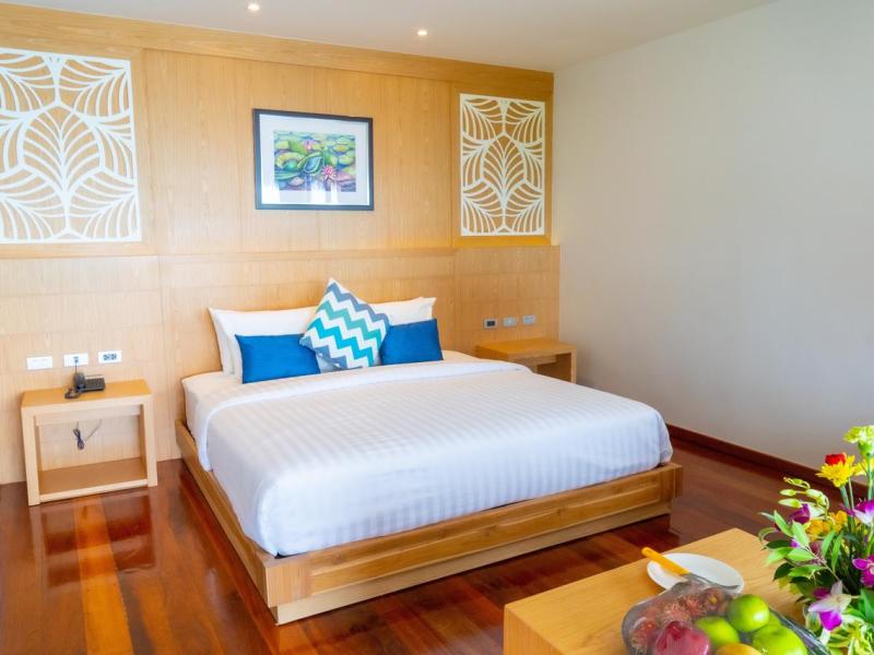 Coral Cliff Beach Resort