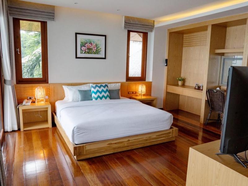 Coral Cliff Beach Resort