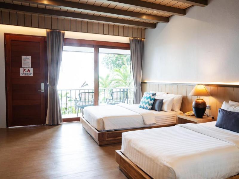 Coral Cliff Beach Resort