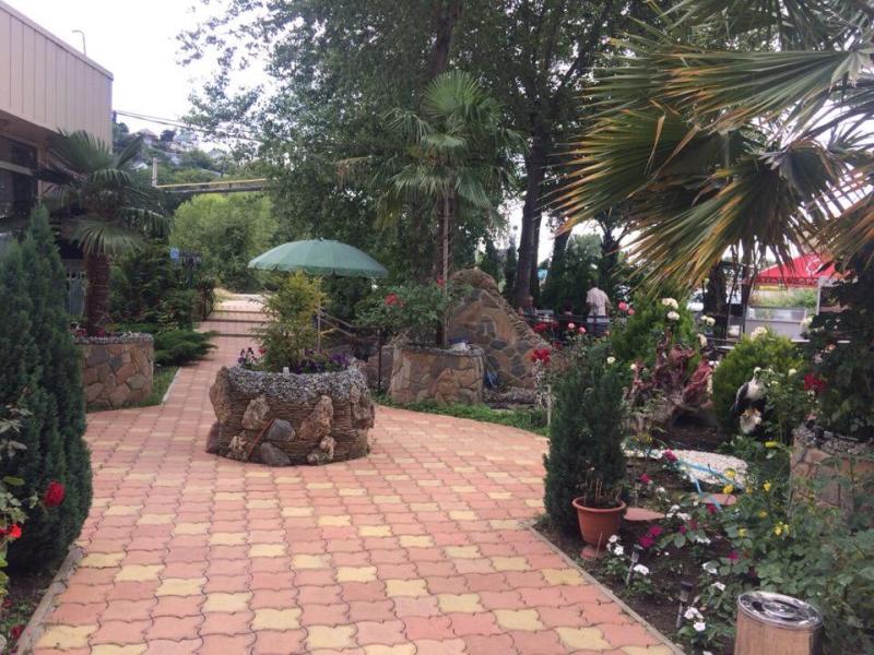 Отель София