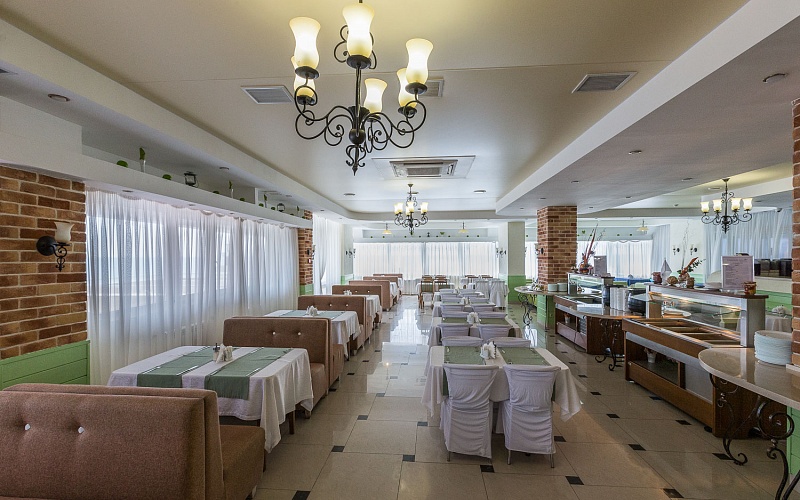 Гостиничный комплекс "Парус", корпус "Приморский"