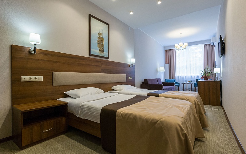 Гостиничный комплекс "Парус", корпус "Приморский"