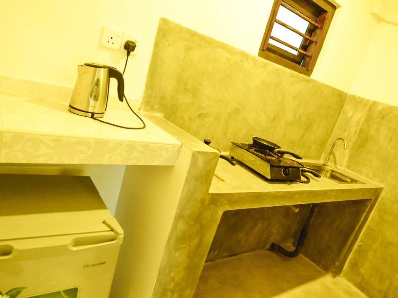 Serendpity Beach Hotel Unawatuna