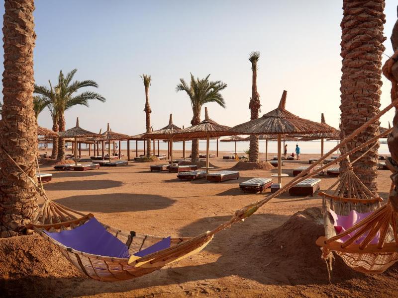 Coral Sea Holiday Resort & Aqua Park