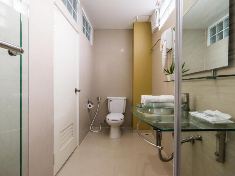 NIDA Ratchada Huai Khwang