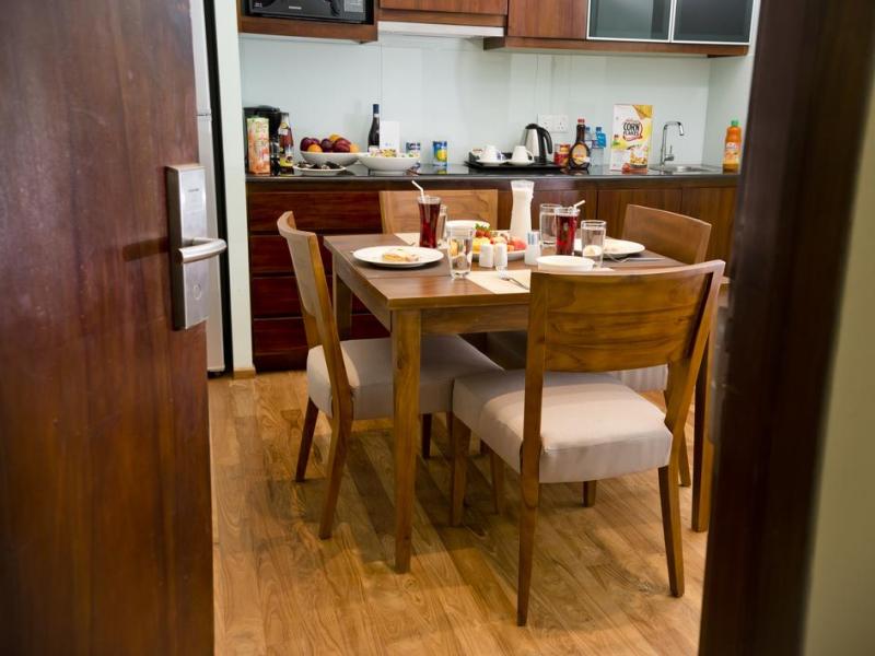 Ocean Edge Suites Colombo