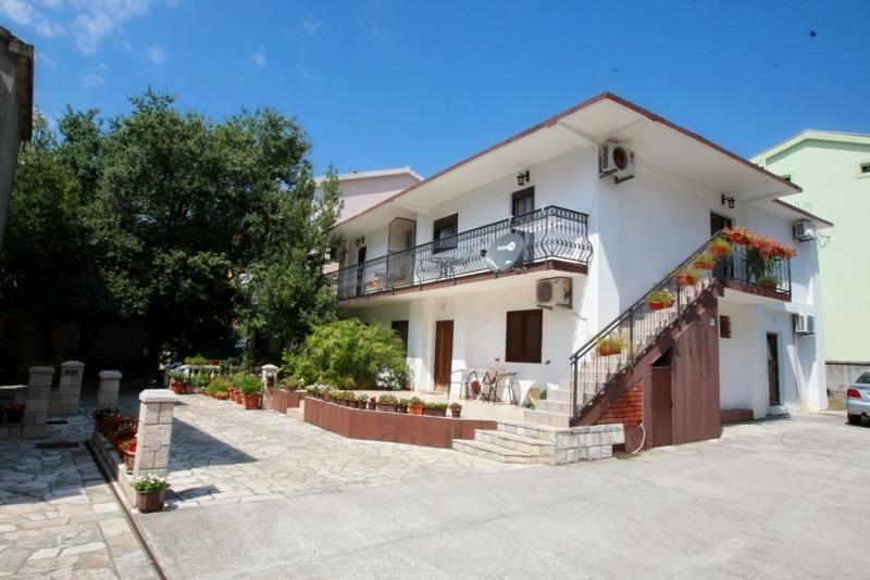 Villa Blazo
