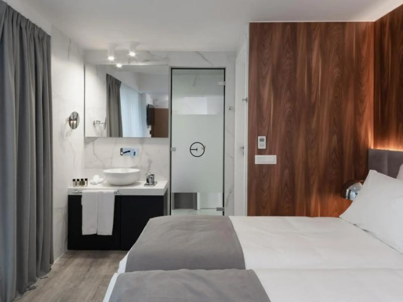 Elia Ermou Athens Hotel