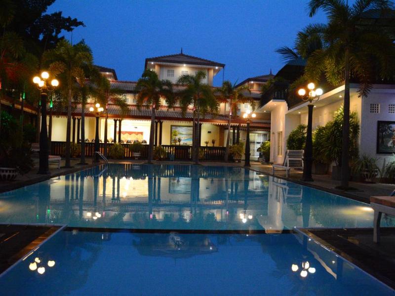 JKAB Park Hotel