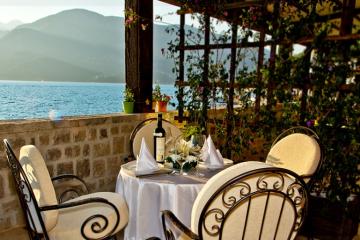 Отель Eco Hotel Carrubba Черногория, Тиват, фото 2