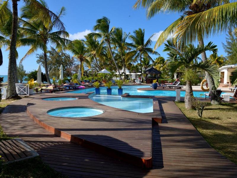 Coral Azur Beach Resort