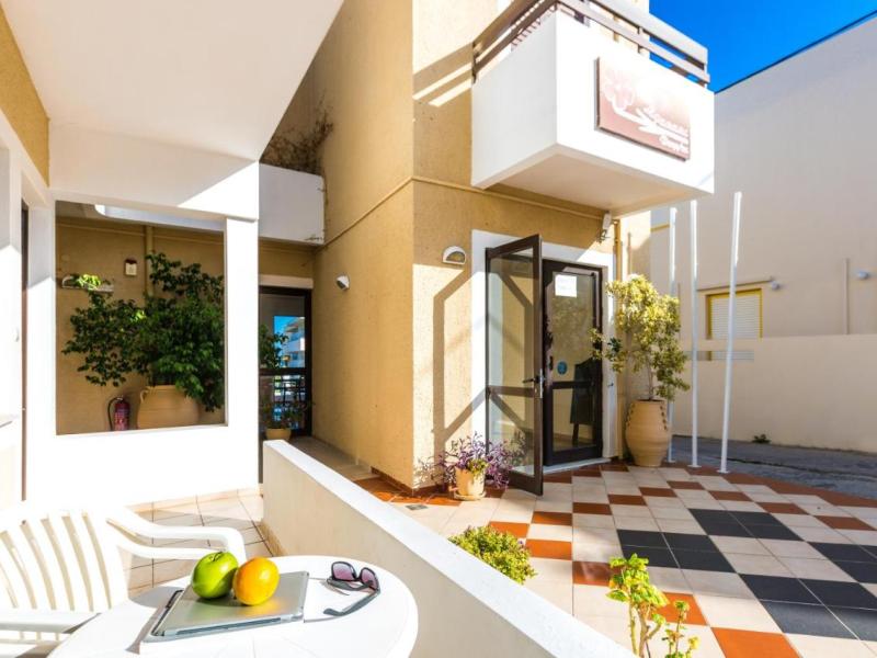 Rosebay Apartments