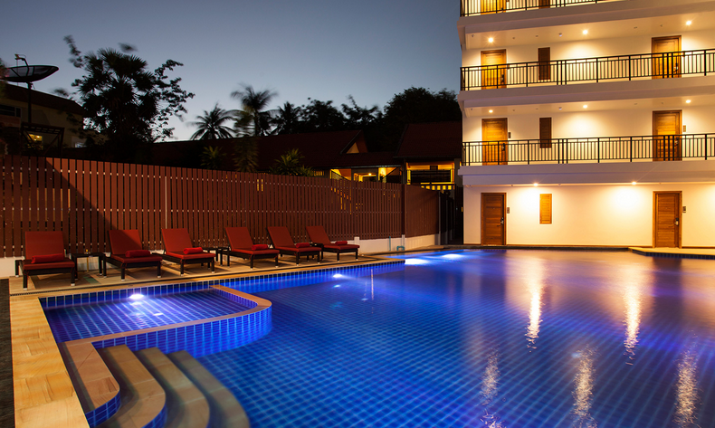 Paripas Patong Resort