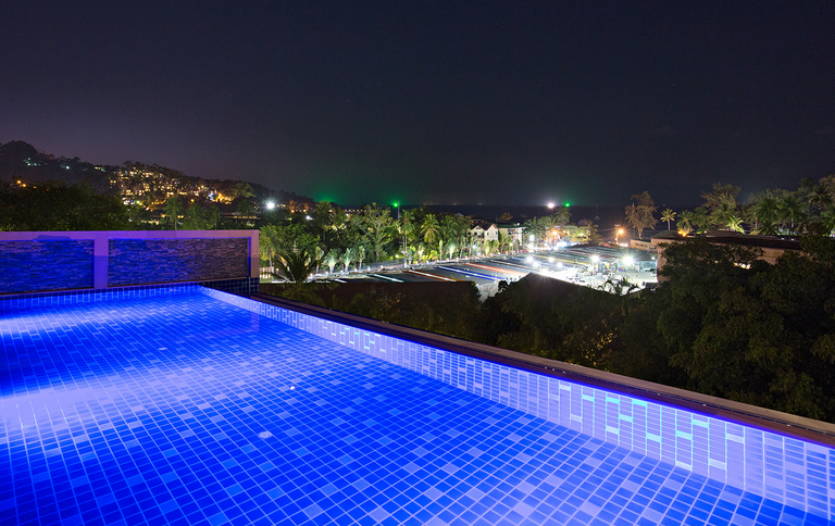Paripas Patong Resort