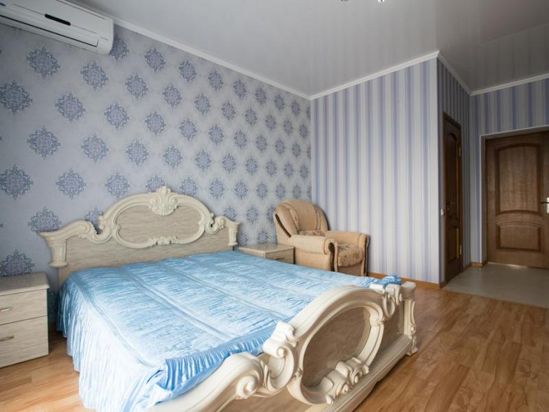Hayat Hotel