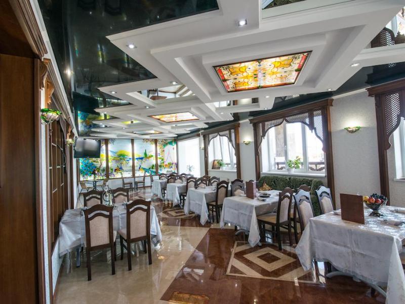 Hayat Hotel