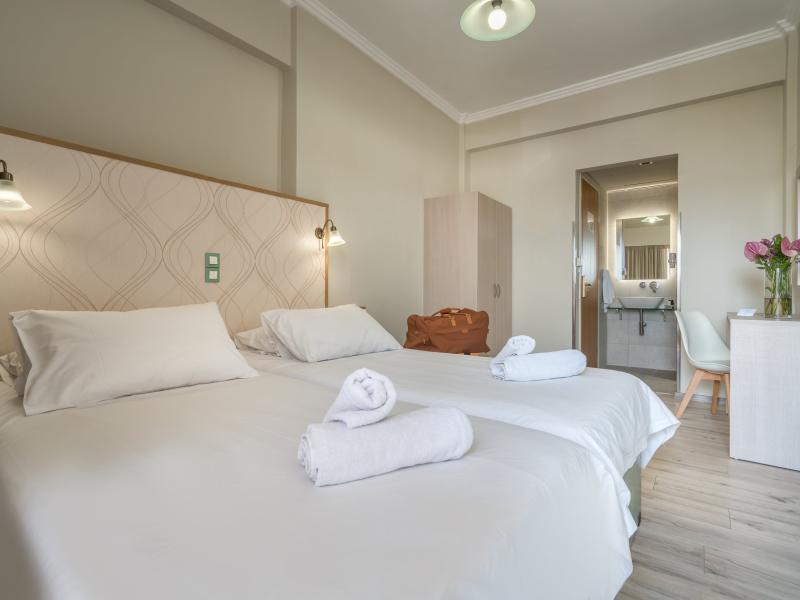 Phoenix Hotel