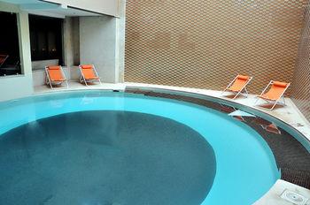 Tempoo Hotel