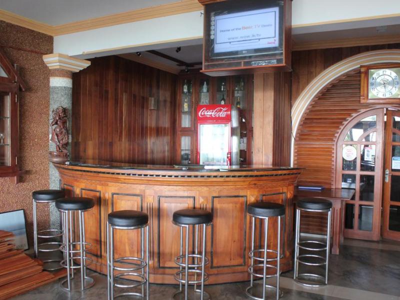 Warahena Beach Hotel