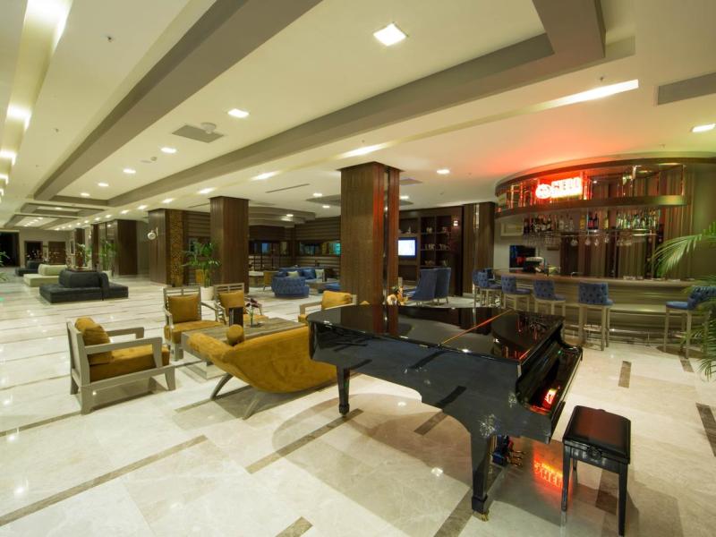 Qafqaz Tufandag Mountain Resort Hotel