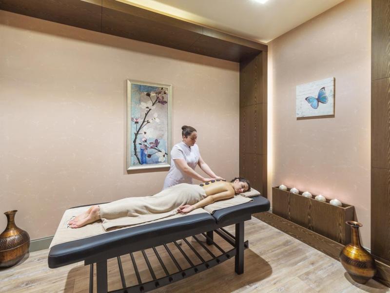 Qafqaz Tufandag Mountain Resort Hotel