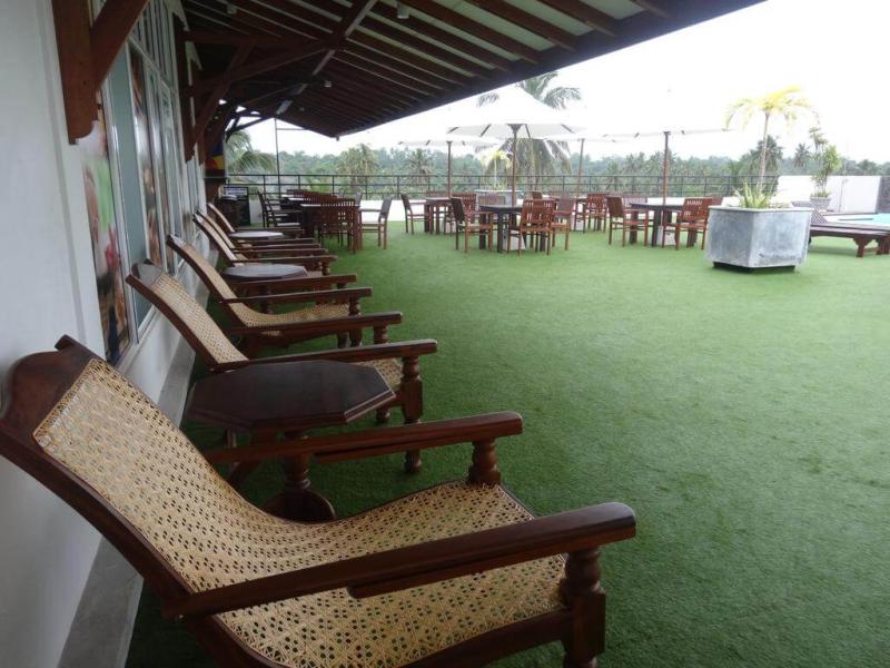 Refresh Hotel Hikkaduwa