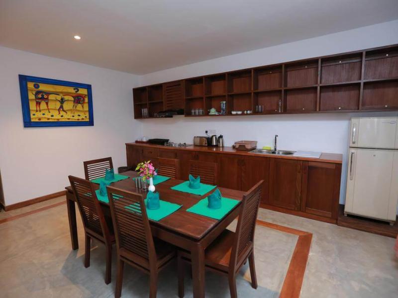 Refresh Hotel Hikkaduwa