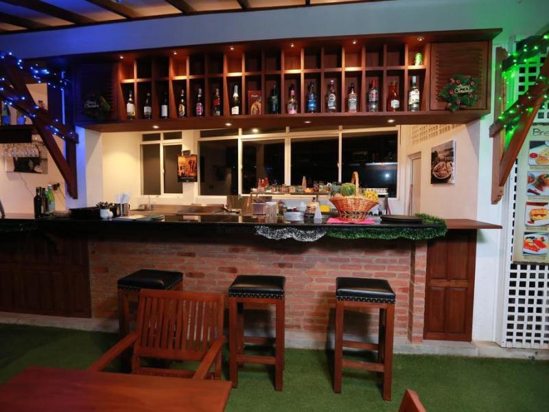 Refresh Hotel Hikkaduwa