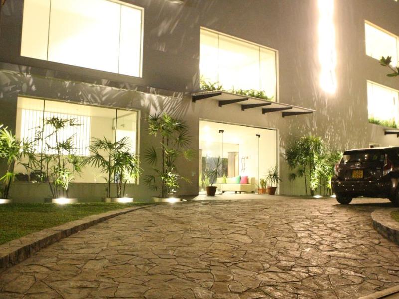 Sayura Beach Hotel