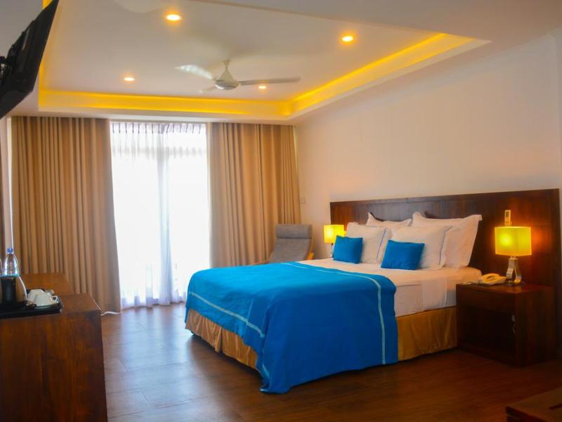 Sayura Beach Hotel