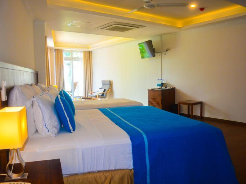 Sayura Beach Hotel