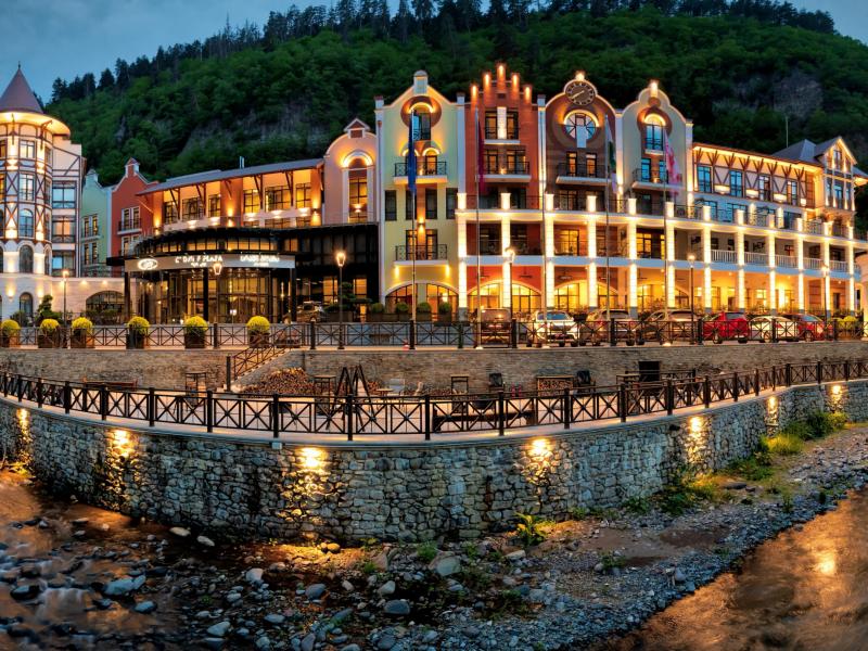 Crowne Plaza Borjomi