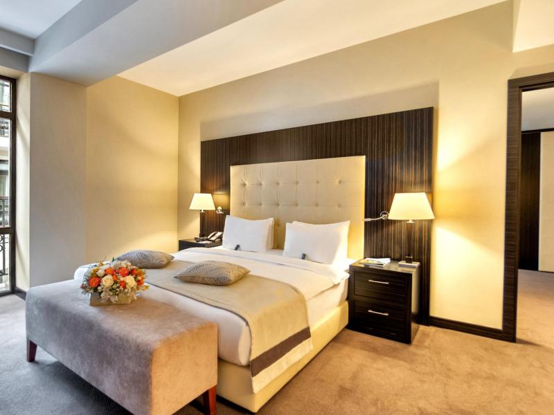 Crowne Plaza Borjomi