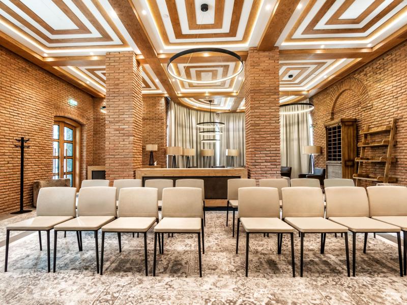 Crowne Plaza Borjomi