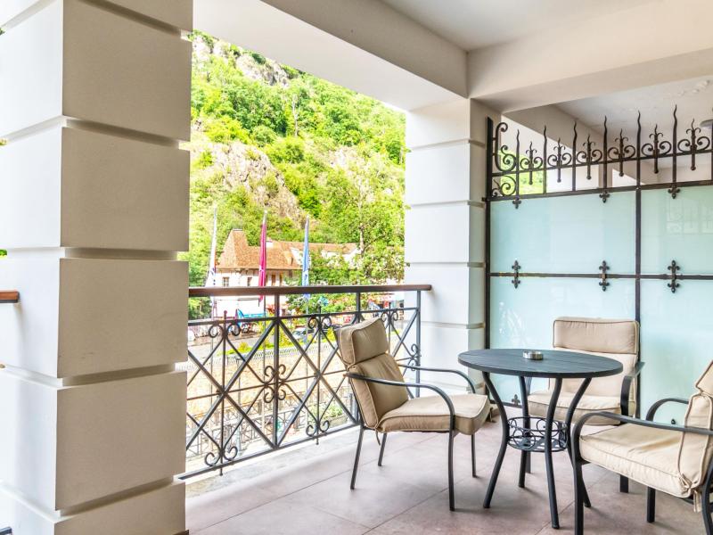 Crowne Plaza Borjomi