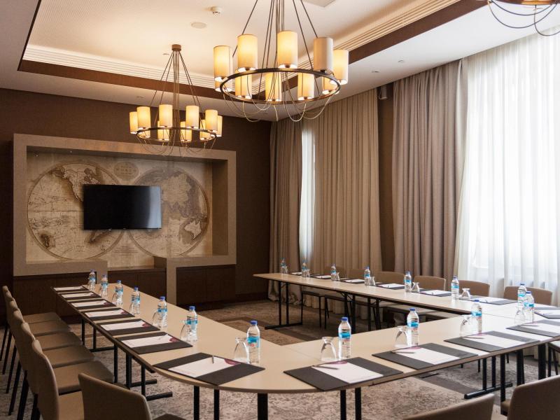 Crowne Plaza Borjomi