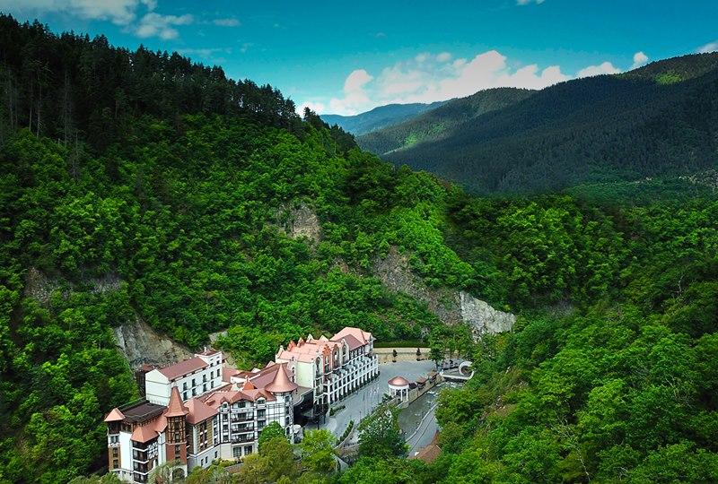 Crowne Plaza Borjomi