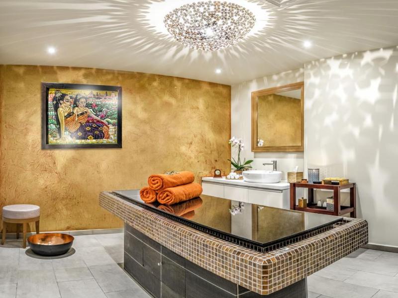 Crowne Plaza Borjomi