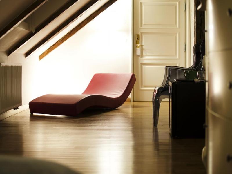 Dolce Vita Suites Hotel