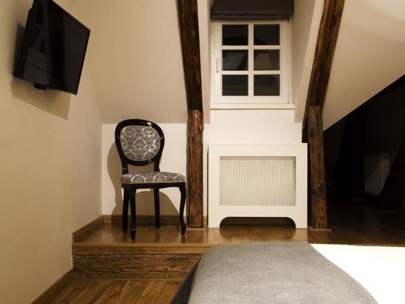 Dolce Vita Suites Hotel